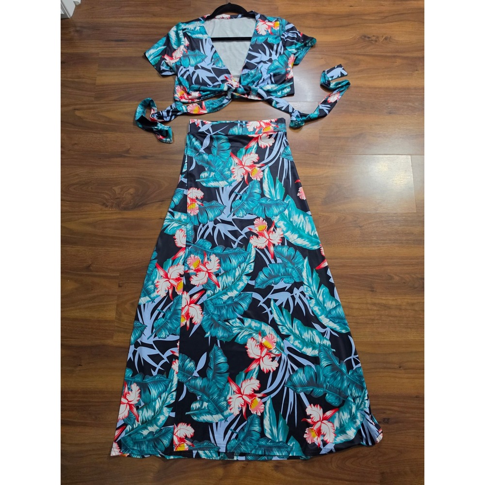 NWOT 2 Piece Skirt Set Small Teal Tropical Floral Crop Top Maxi Skirt